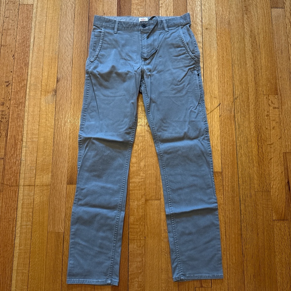 Dockers Men's gray Chinos